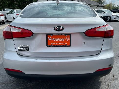 Used 2015 Kia Forte LX FWD image 6
