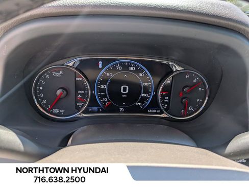 Used 2021 GMC Acadia SLT w/ Technology Package AWD/4WD image 8