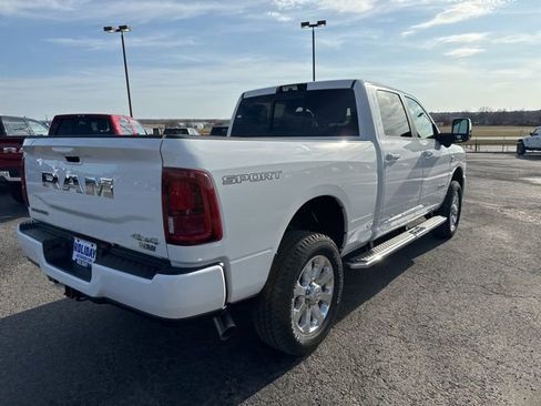 New 2026 RAM 2500 Laramie AWD/4WD image 5