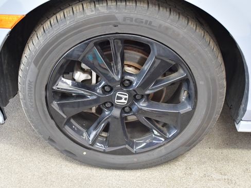 Used 2024 Honda Odyssey Sport image 36