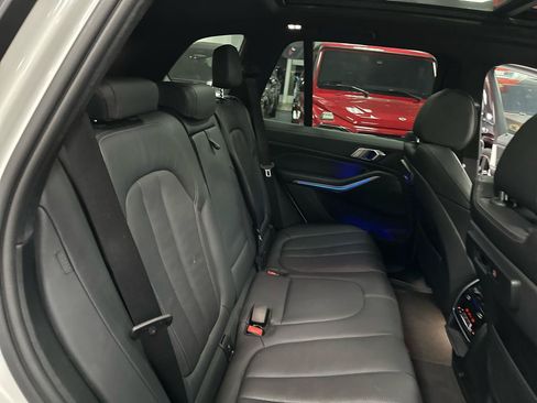 Used 2022 BMW X5 xDrive40i w/ Premium Package AWD/4WD image 37