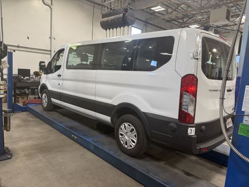 Used 2024 Ford Transit 350 XLT RWD image 8