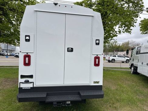 New 2026 Chevrolet Express 3500 w/ Power Convenience Package RWD image 4