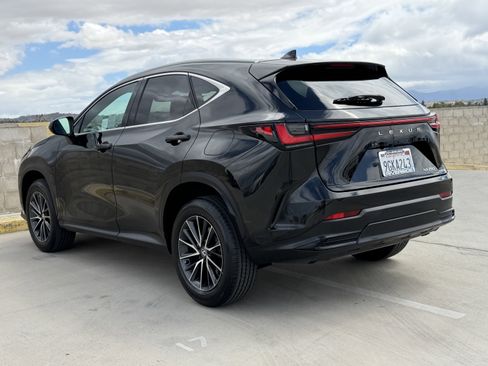 Certified 2024 Lexus NX 250 FWD image 8