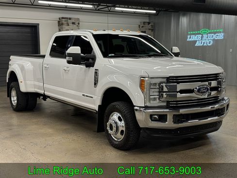 Used 2017 Ford F350 Lariat w/ Lariat Ultimate Package AWD/4WD image 1