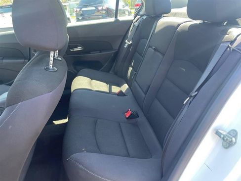 Used 2014 Chevrolet Cruze LT FWD image 10