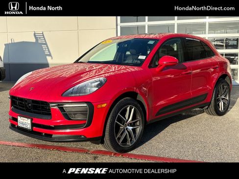 Used 2023 Porsche Macan AWD/4WD image 1