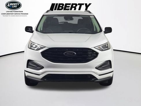 Certified 2022 Ford Edge SE w/ Black Appearance Package AWD/4WD image 10