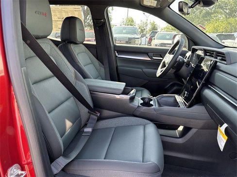 New 2026 GMC Terrain AT4 w/ Technology Package II image 24