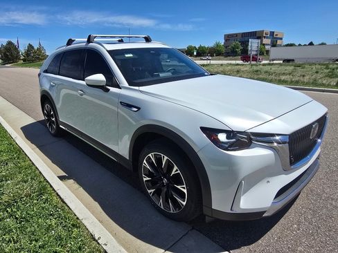 New 2026 MAZDA CX-90 Plug-In Hybrid w/ Premium Plus AWD/4WD image 7