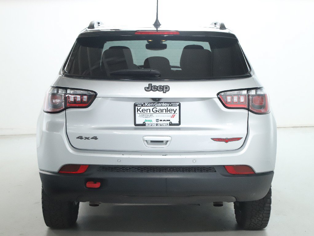 Used 2025 Jeep Compass Trailhawk AWD/4WD image 41