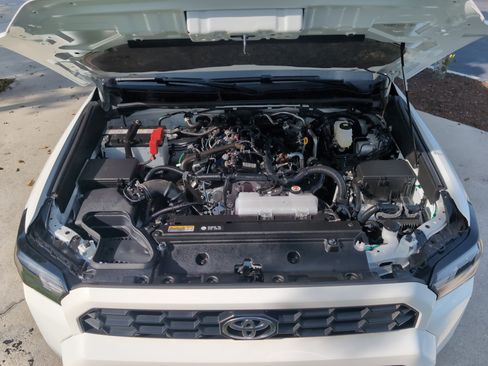 Certified 2026 Toyota 4Runner TRD Off-Road Premium AWD/4WD image 34