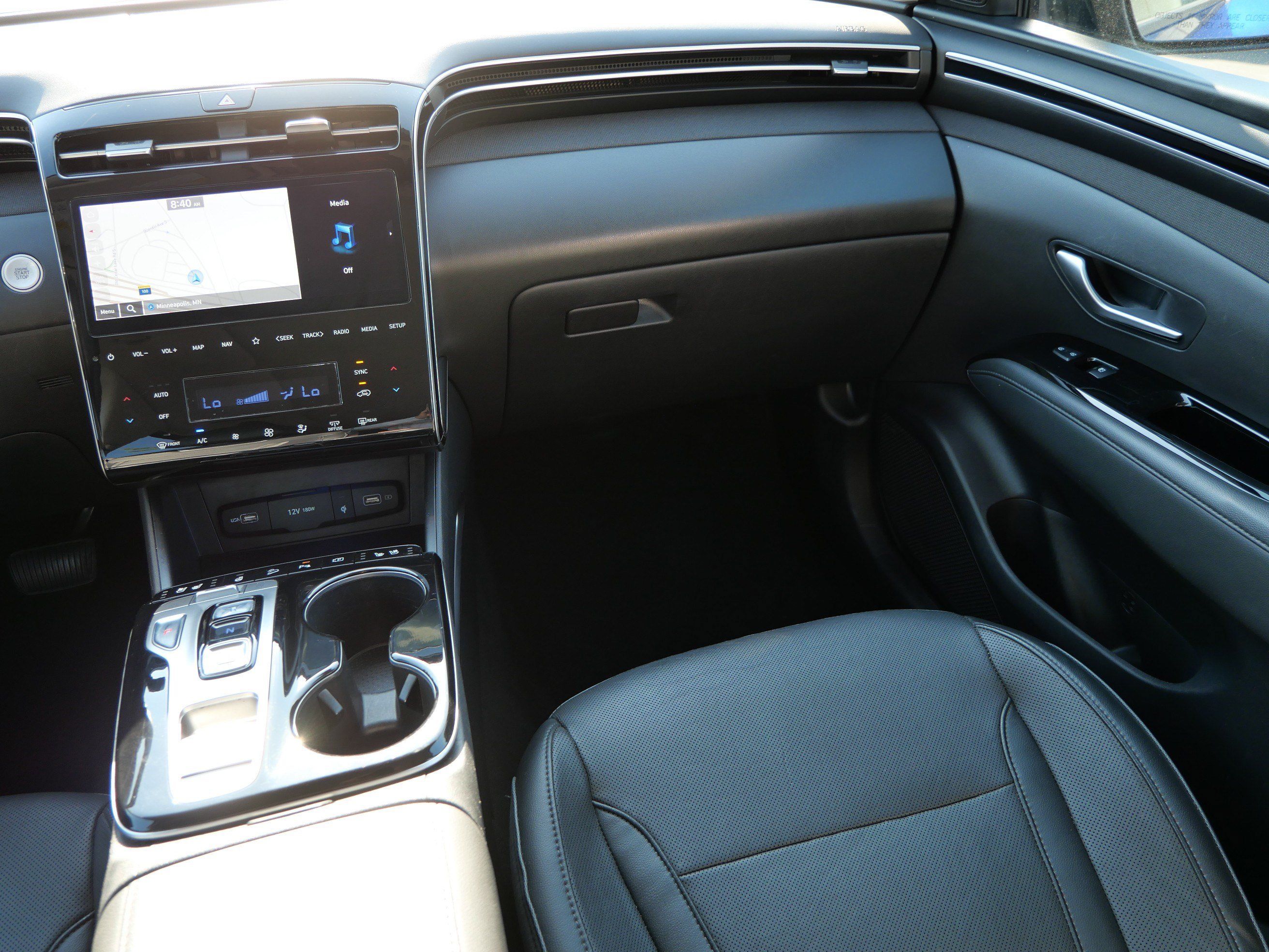 Used 2024 Hyundai Tucson Limited AWD/4WD image 11