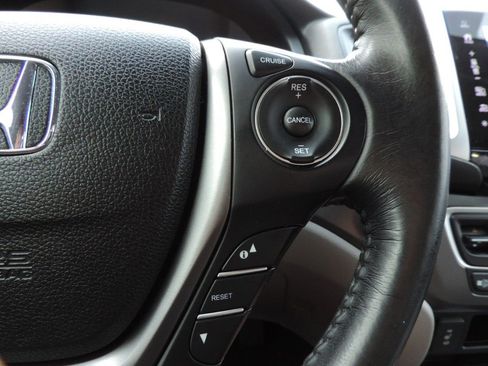 Used 2017 Honda Ridgeline RTL-T image 31