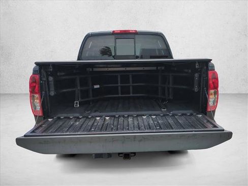Used 2021 Nissan Frontier SV w/ Midnight Edition Floor Mats RWD image 6