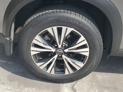 Certified 2023 Nissan Rogue SV AWD/4WD image 11