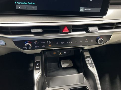 New 2026 Kia Sorento EX AWD/4WD image 21