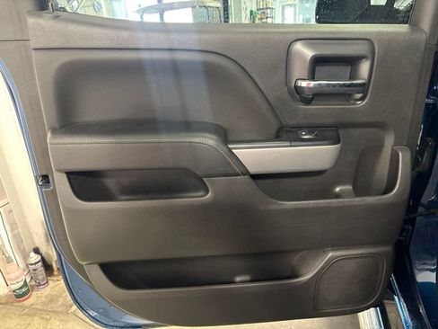 Used 2018 Chevrolet Silverado 1500 LT w/ All Star Edition AWD/4WD image 27