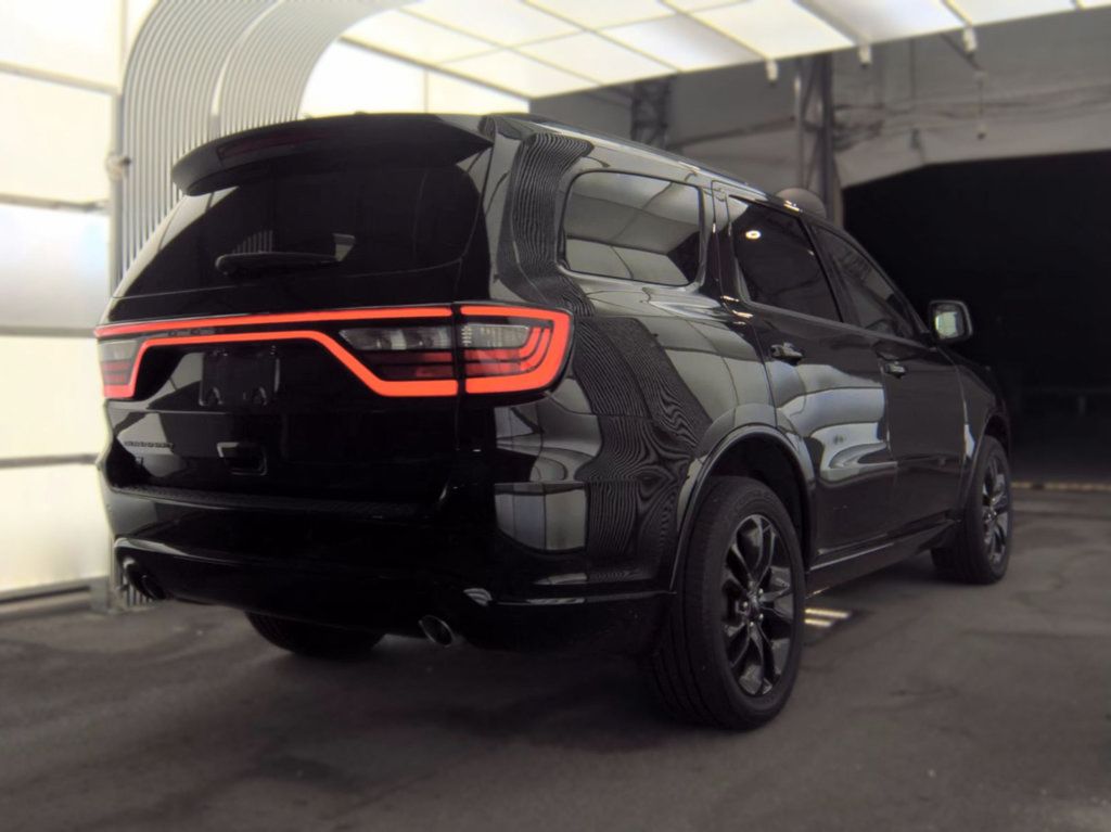 Used 2023 Dodge Durango GT w/ Blacktop Package AWD/4WD image 3