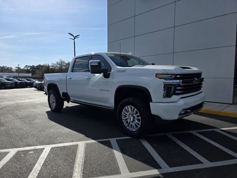 Used 2023 Chevrolet Silverado 3500 High Country AWD/4WD image 2