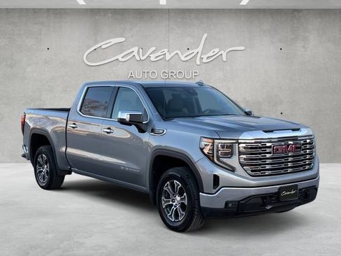 Certified 2025 GMC Sierra 1500 SLT image 2