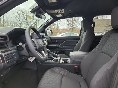 New 2025 Toyota 4Runner SR5 image 15