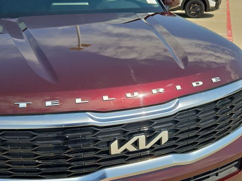 Certified 2022 Kia Telluride S AWD/4WD image 11