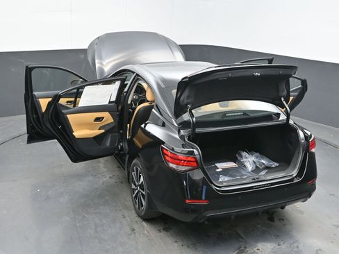 New 2025 Nissan Sentra SV w/ SV Premium Package image 42