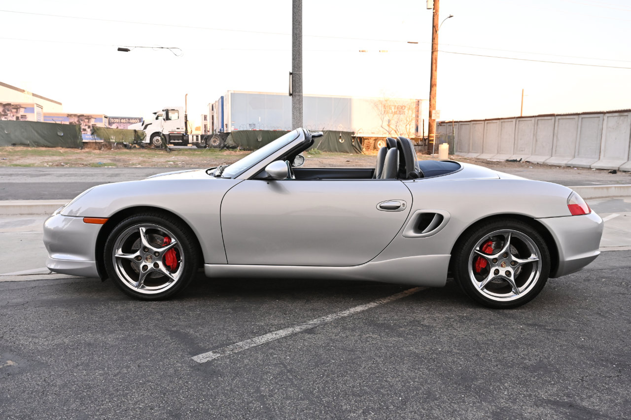 Used 2004 Porsche Boxster S RWD image 4