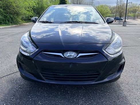 Used 2014 Hyundai Accent GLS FWD image 8