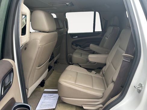Used 2018 Chevrolet Tahoe LT w/ LT Signature Package image 13