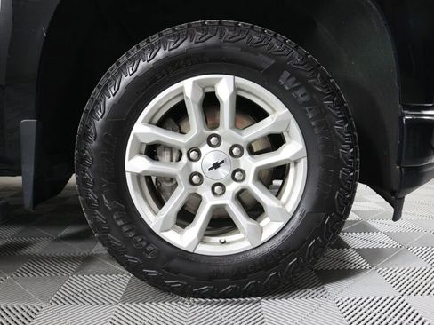 Used 2020 Chevrolet Silverado 1500 Custom w/ Custom Value Package image 6