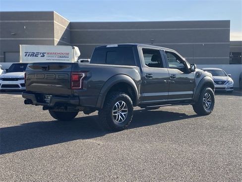 Used 2018 Ford F150 Raptor w/ Equipment Group 802A Luxury image 28