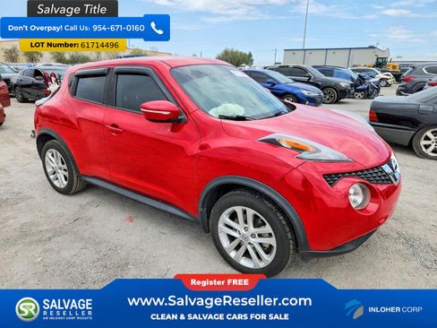 Used 2015 Nissan Juke S FWD image 5