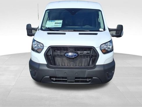 New 2025 Ford Transit 250 148 Medium Roof image 19