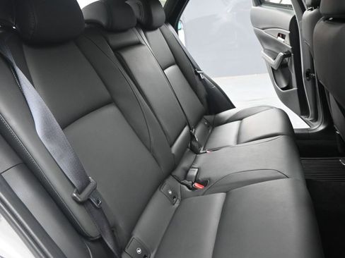 Used 2025 MAZDA CX-30 AWD 2.5 S w/ Preferred Package image 19