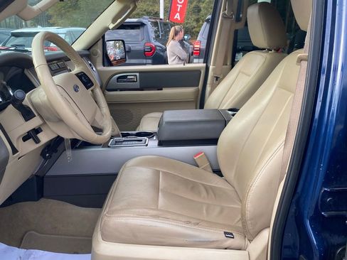 Used 2011 Ford Expedition XLT w/ 201A Rapid Spec Order Code image 5