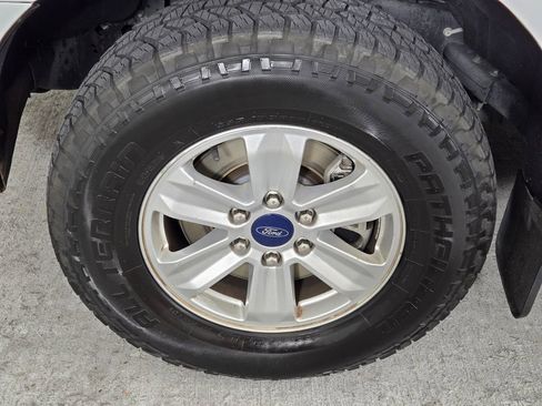 Used 2019 Ford F150 XLT w/ Trailer Tow Package image 14