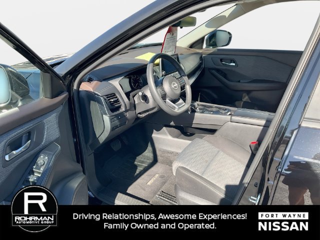Certified 2023 Nissan Rogue SV AWD/4WD image 12