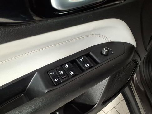 Used 2024 Jeep Compass Limited AWD/4WD image 14