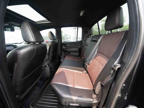 Used 2023 Honda Ridgeline Black Edition image 23