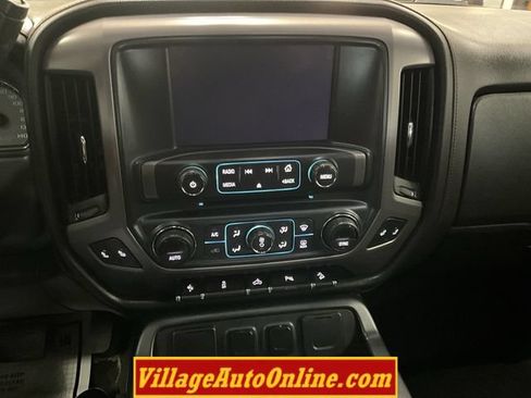 Used 2017 GMC Sierra 1500 SLT AWD/4WD image 19
