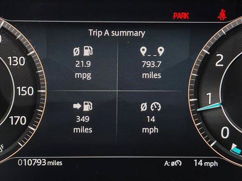 Certified 2026 Jaguar F-PACE R-Dynamic S AWD/4WD image 11