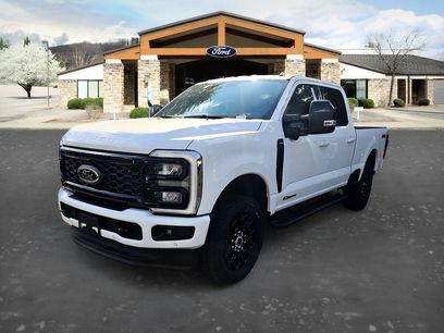 New 2026 Ford F250 Lariat w/ Black Appearance Package