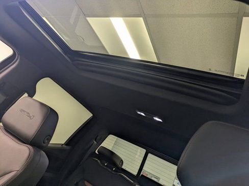 Used 2020 GMC Sierra 1500 AT4 w/ AT4 Premium Package image 21