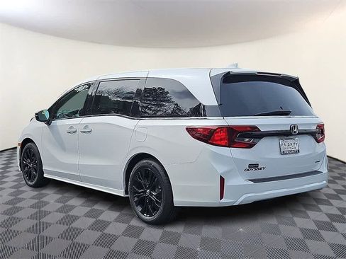 New 2026 Honda Odyssey Sport-L image 4