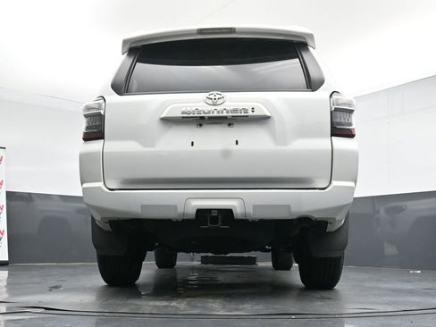 Used 2024 Toyota 4Runner SR5 image 23