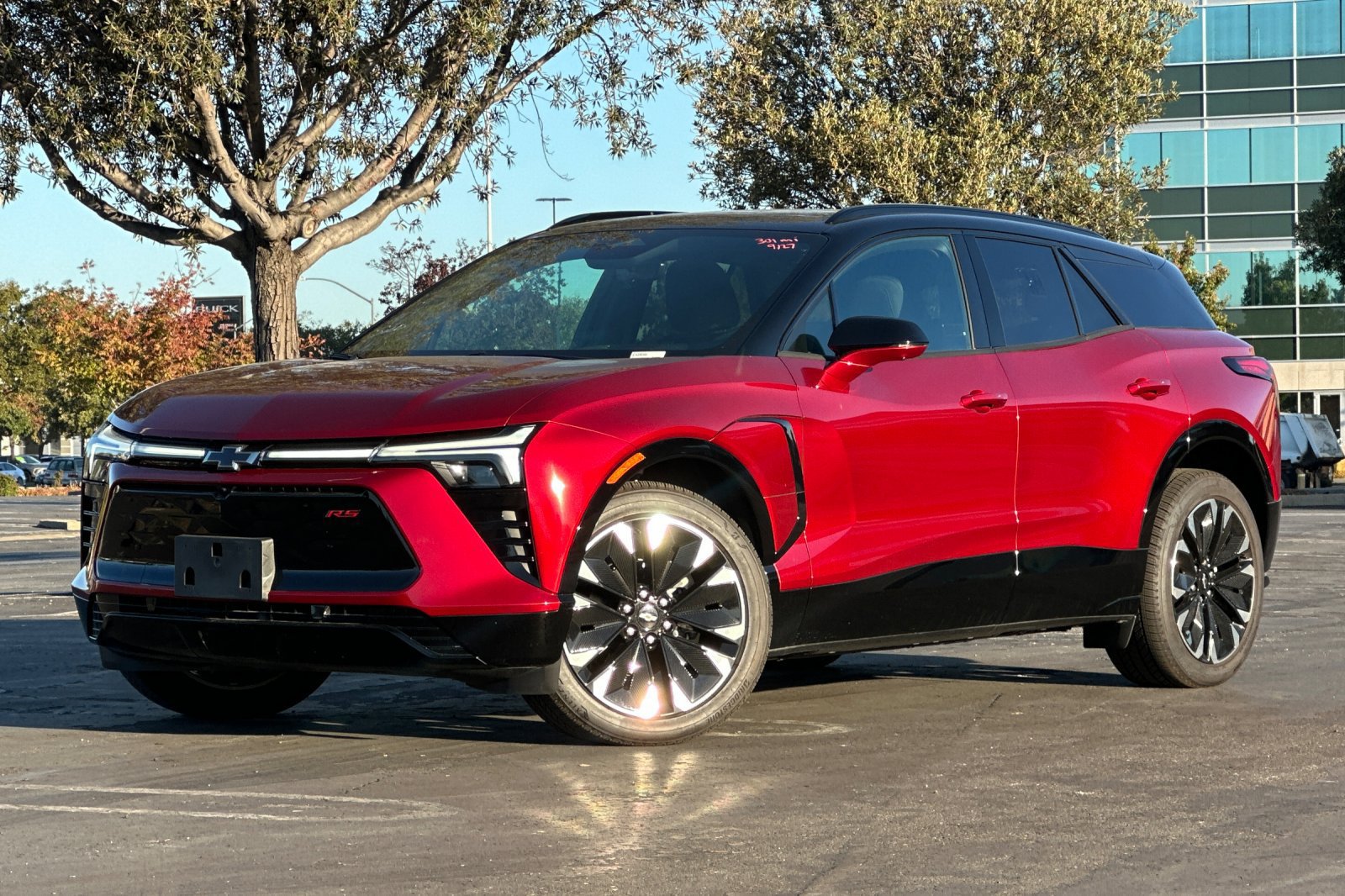 Used 2026 Chevrolet Blazer EV RS FWD image 8