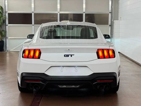 Used 2024 Ford Mustang GT Premium RWD image 4