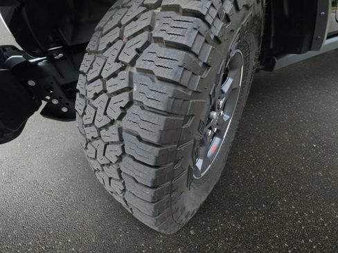 Used 2022 Jeep Gladiator Rubicon w/ Trailer Tow Package AWD/4WD image 31